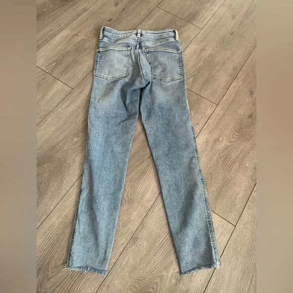 We the free  people twenty six jeans used and in good condition - Picture 2 of 4